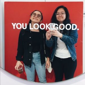 Meet your Posher, Danya